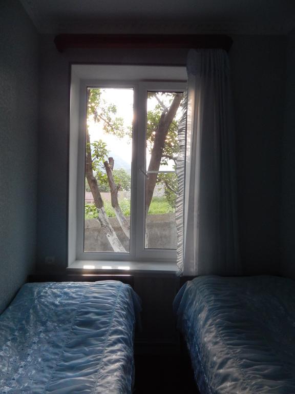 Ineza'S Guest House Kazbegi Δωμάτιο φωτογραφία